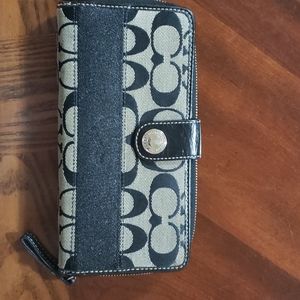Coach wallet